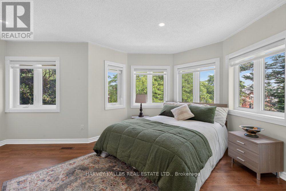 898 STONEHAVEN AVENUE - 23