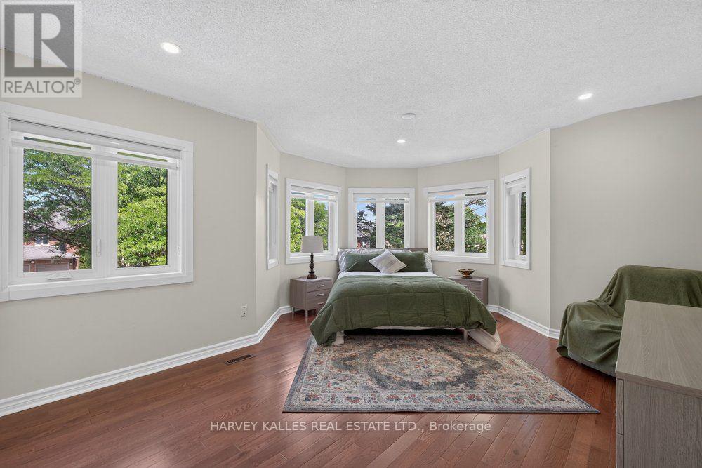 898 STONEHAVEN AVENUE - 24