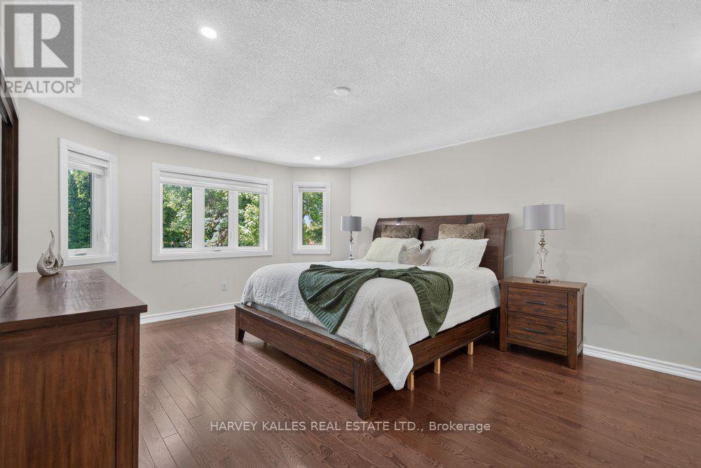 898 STONEHAVEN AVENUE - 20