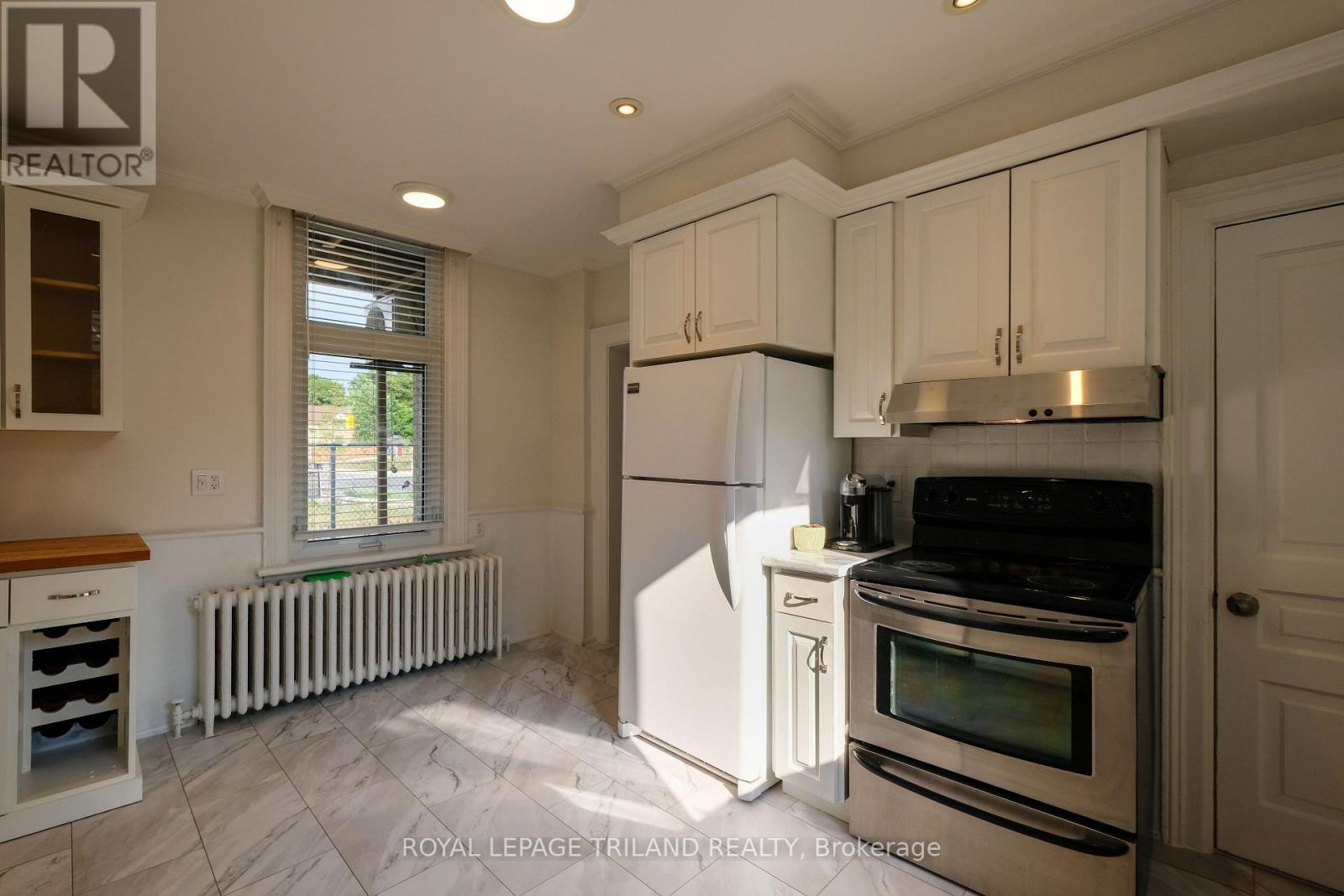606 CENTRAL AVENUE - 16
