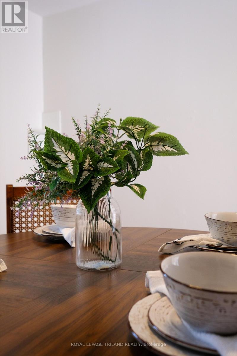606 CENTRAL AVENUE - 24