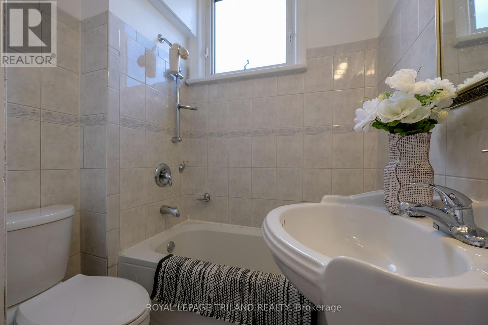606 CENTRAL AVENUE - 28