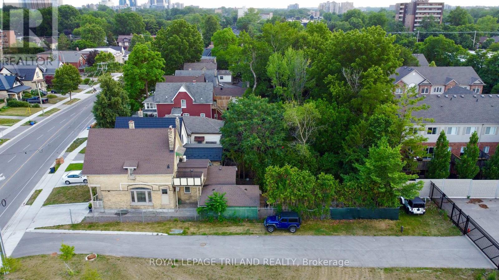 606 CENTRAL AVENUE - 48