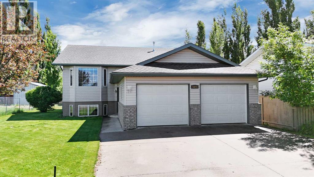 5823 60 Avenue - 3