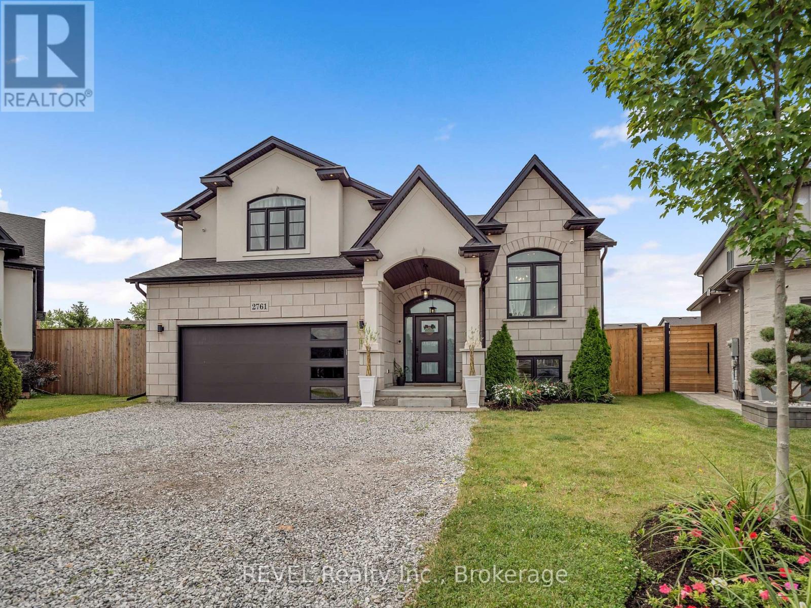 2761 ARROWSMITH COURT - 1