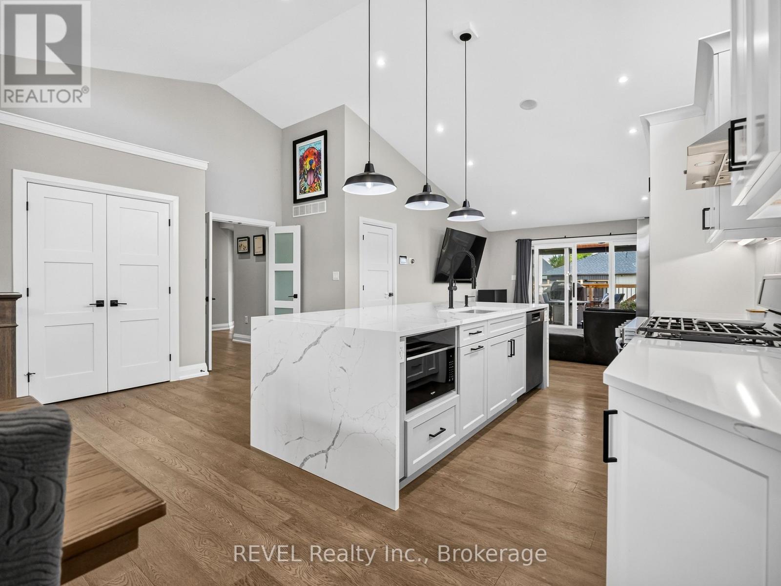 2761 ARROWSMITH COURT - 12