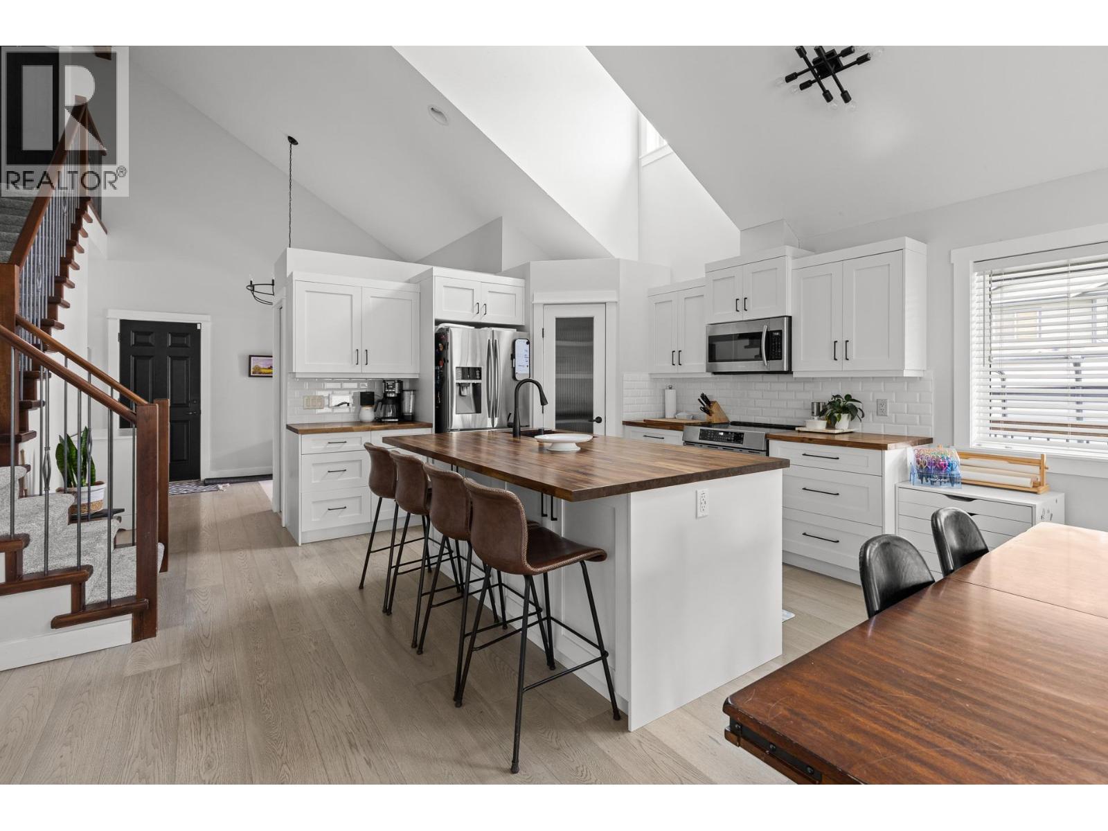 2079 Shelby Crescent - 14