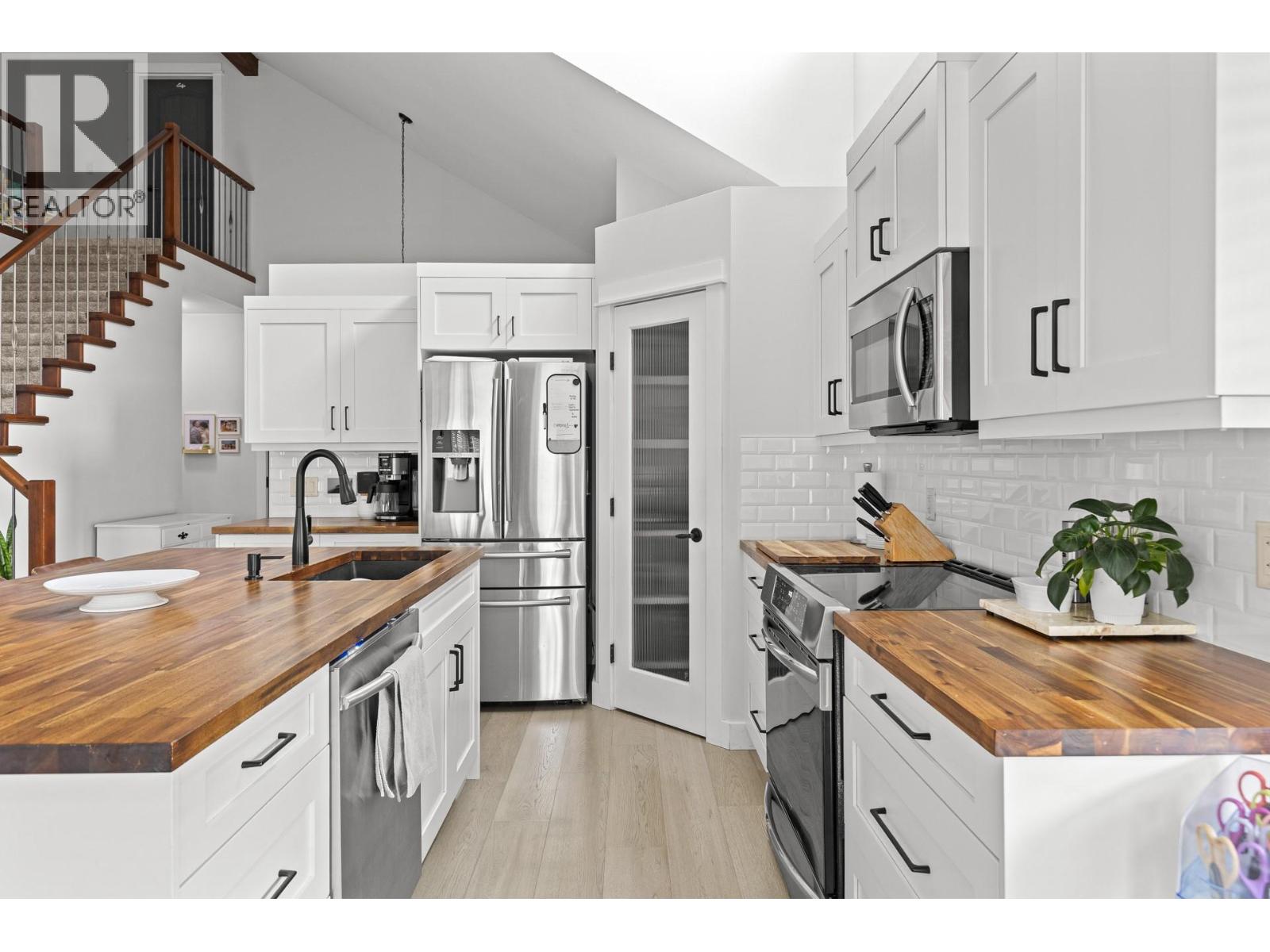 2079 Shelby Crescent - 15