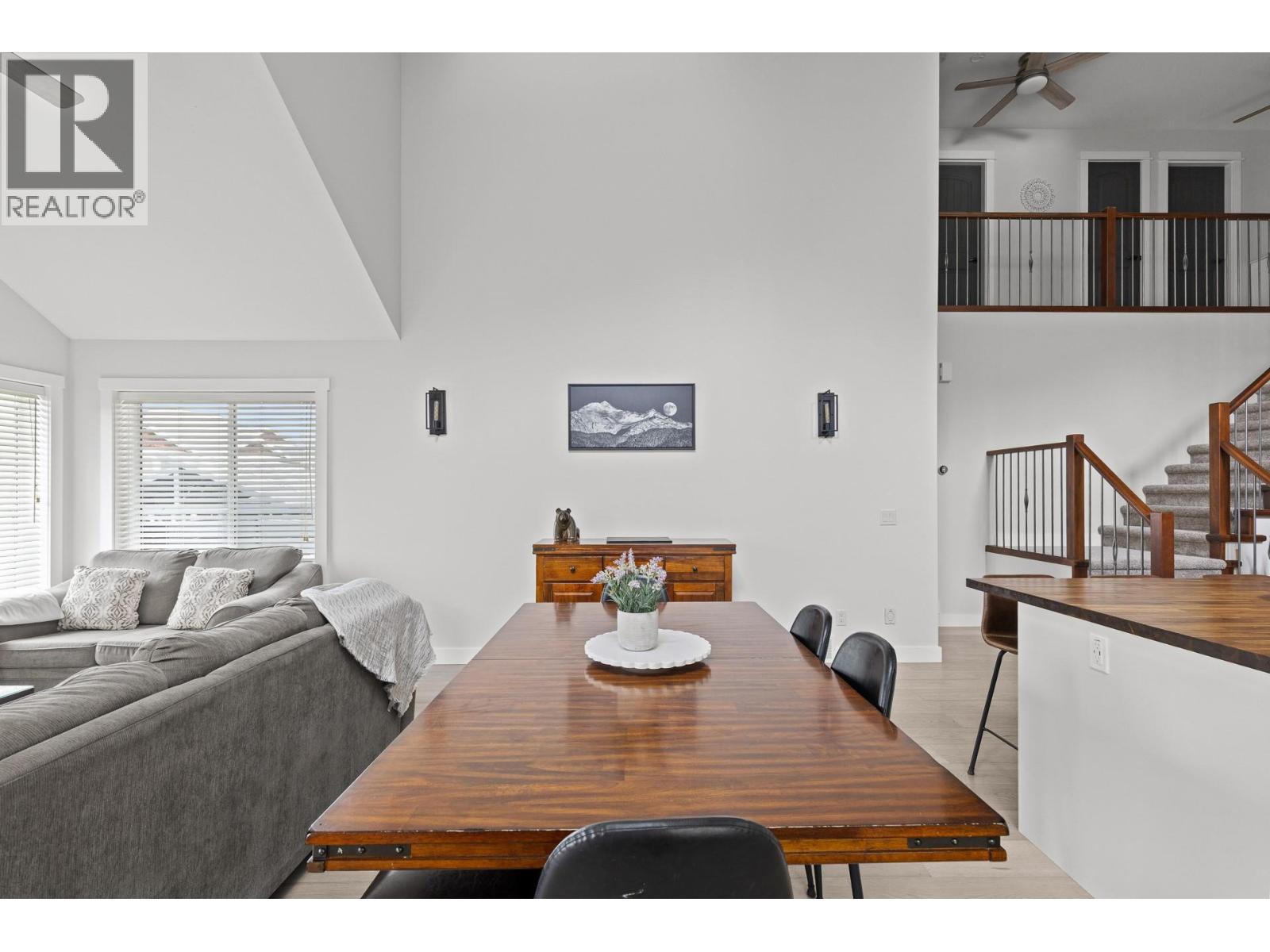 2079 Shelby Crescent - 18