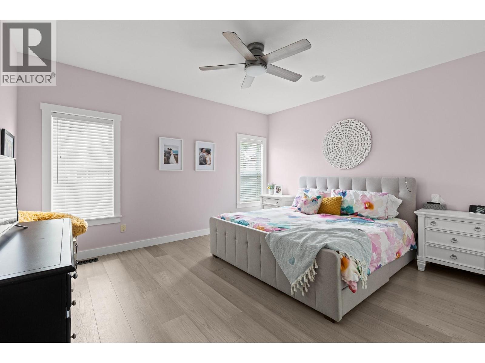 2079 Shelby Crescent - 22