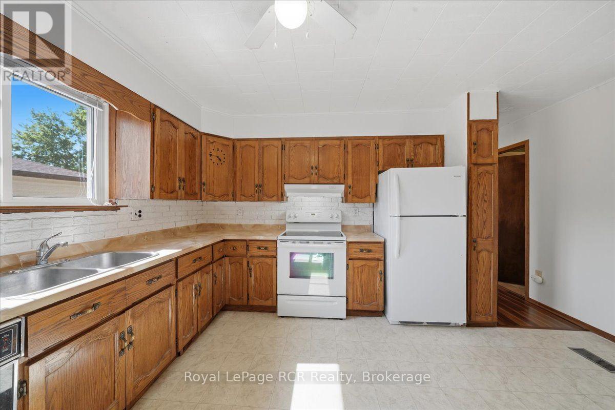 1124 12TH STREET E - 13