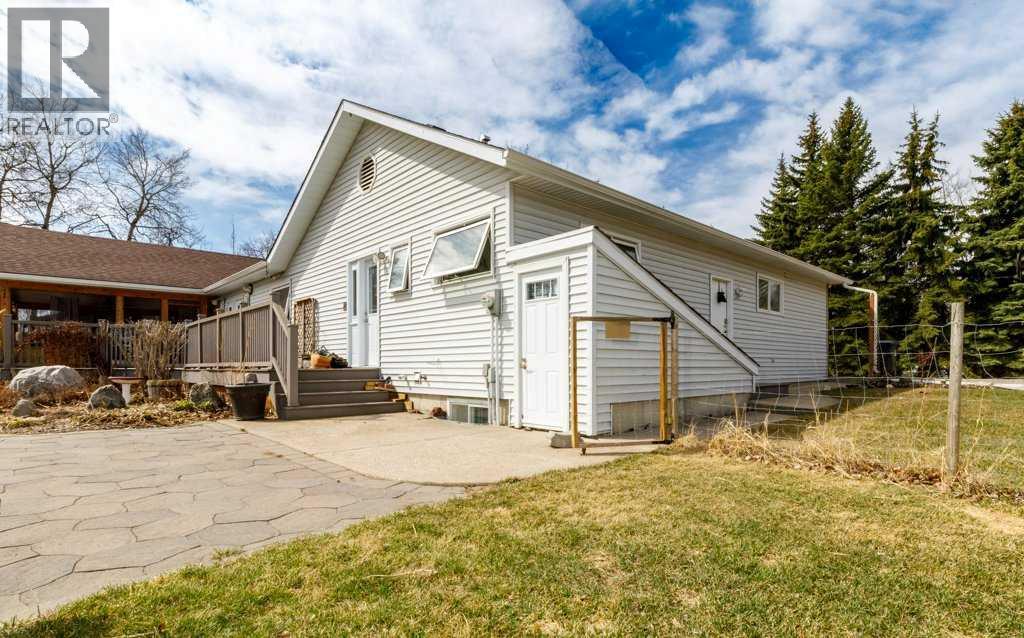 121, 28319 Township Rd 384 - 30