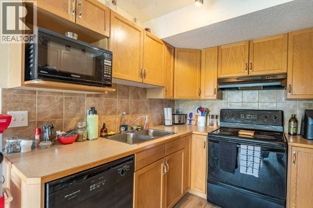#303 300 Edwards Way NW - 11