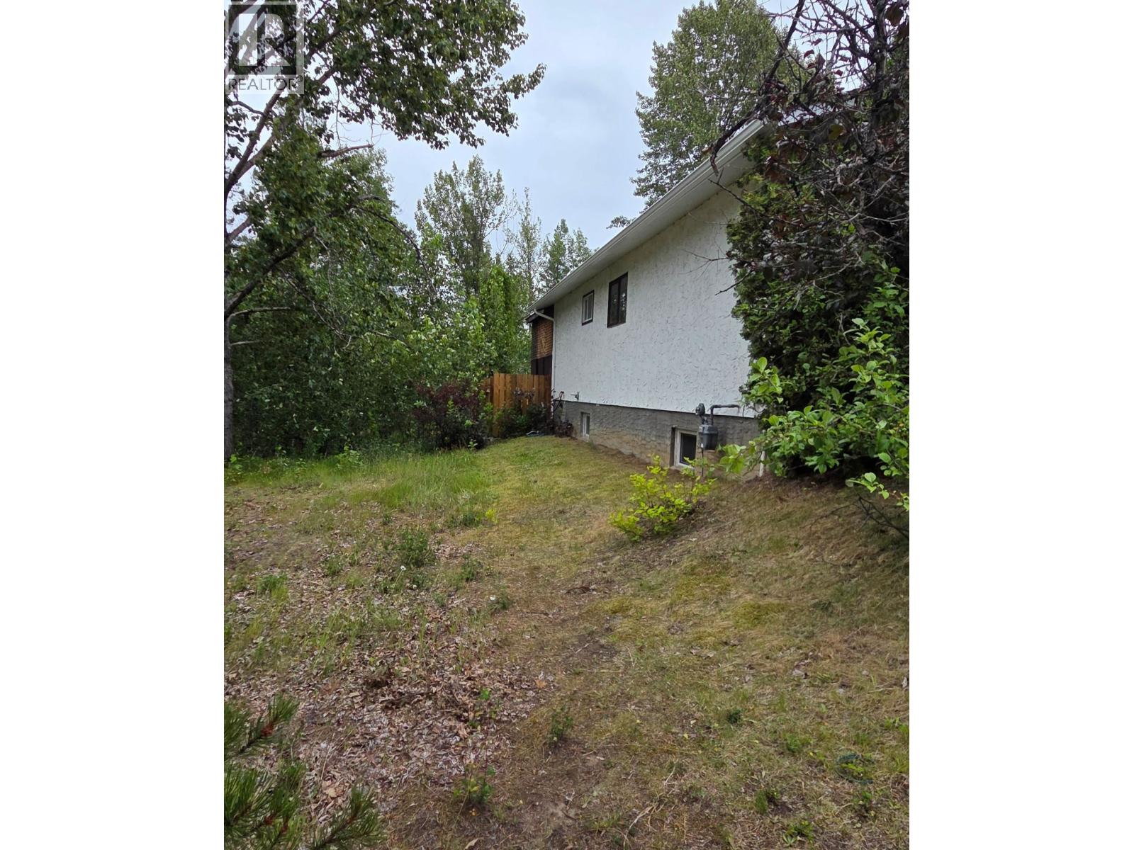 1196 STIRLING DRIVE - 18