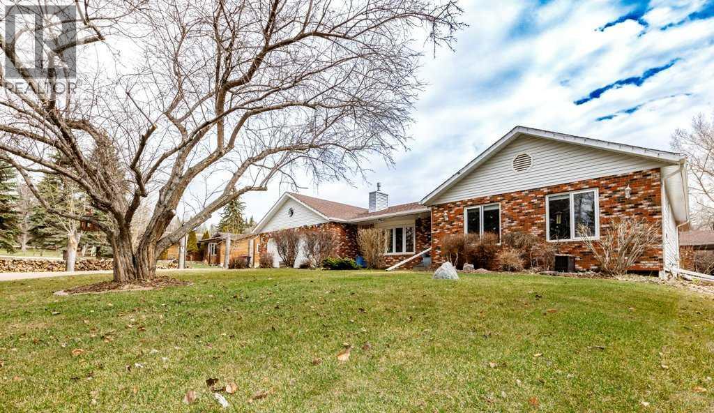 121, 28319 Township Rd 384 - 2