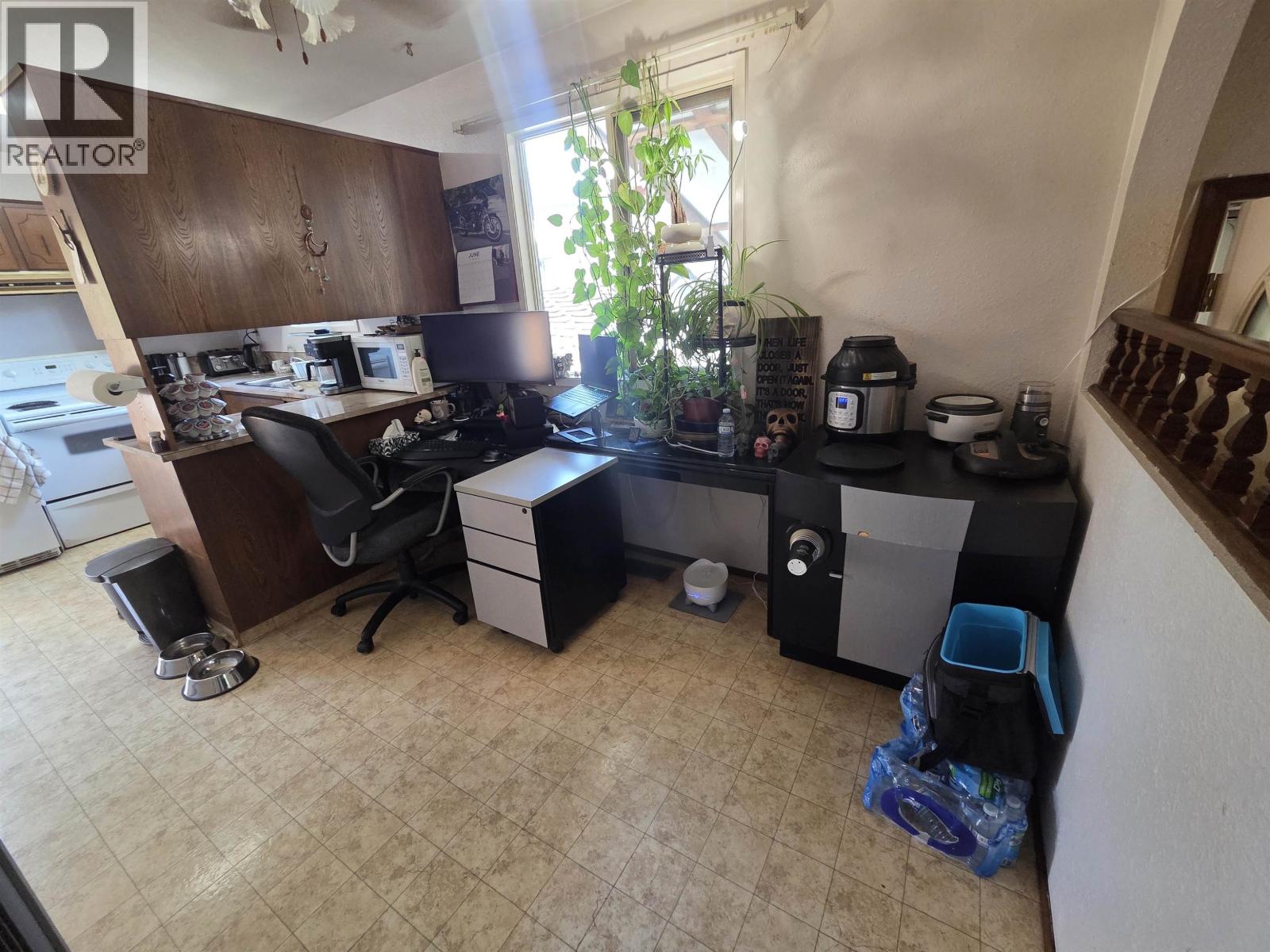 1196 STIRLING DRIVE - 9