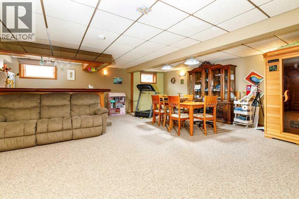 121, 28319 Township Rd 384 - 18