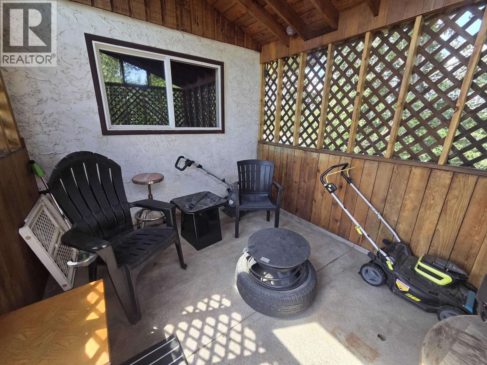 1196 STIRLING DRIVE - 6
