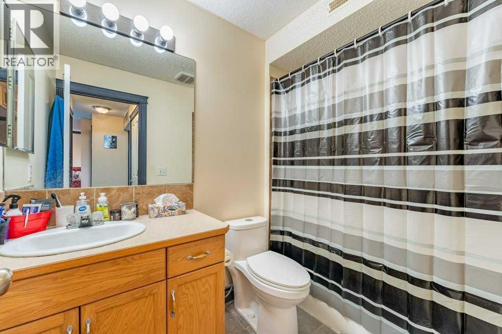 #303 300 Edwards Way NW - 19