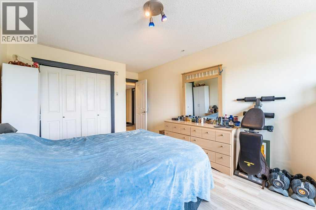 #303 300 Edwards Way NW - 21