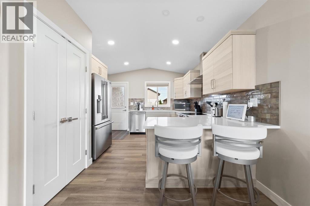 4428 74 Street - 11