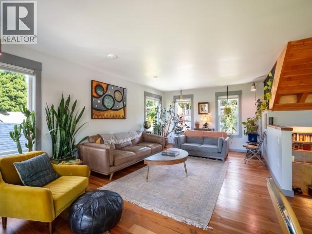 5623 YUKON AVE - 20