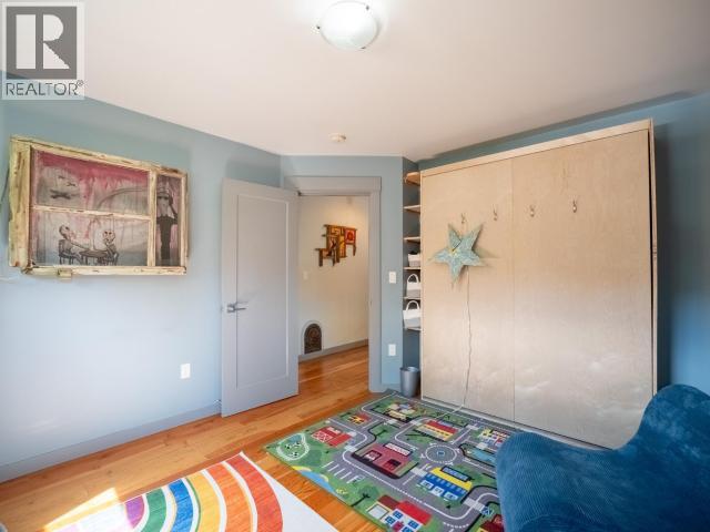 5623 YUKON AVE - 37