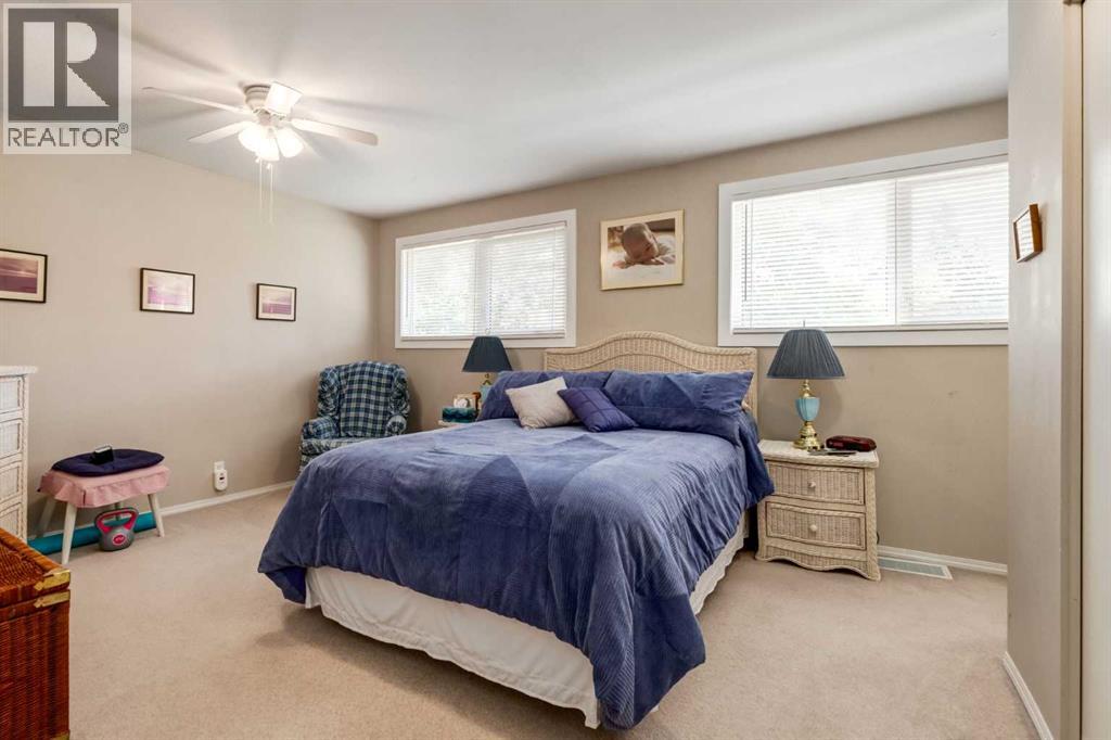 383 Killarney Glen Court SW - 20