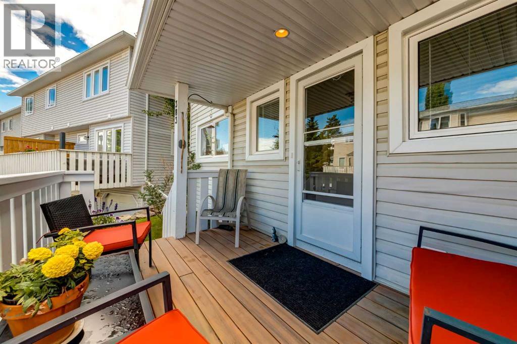 383 Killarney Glen Court SW - 28