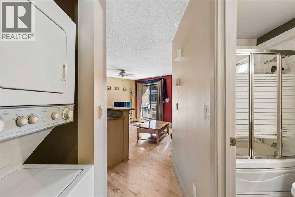 #21 712 4 Street NE - 5