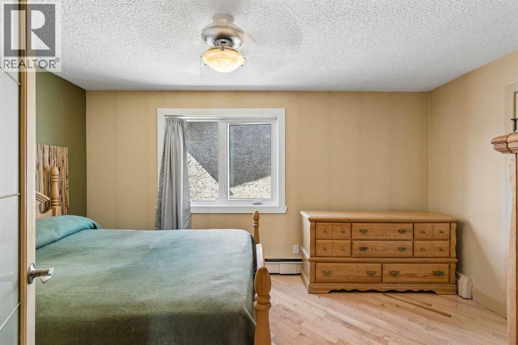 #21 712 4 Street NE - 20