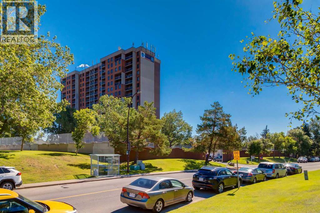 #410 4944 Dalton Drive NW - 22
