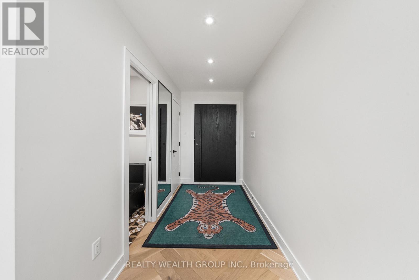 83 GOVERNOR CRESCENT - 36