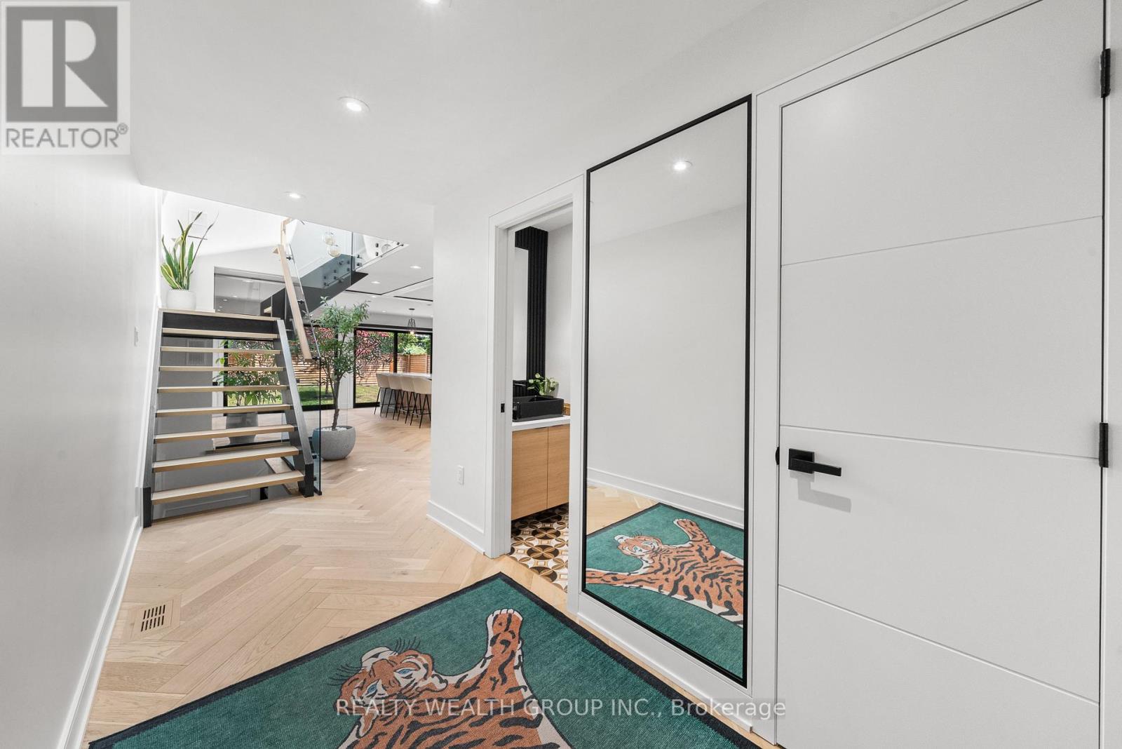 83 GOVERNOR CRESCENT - 37