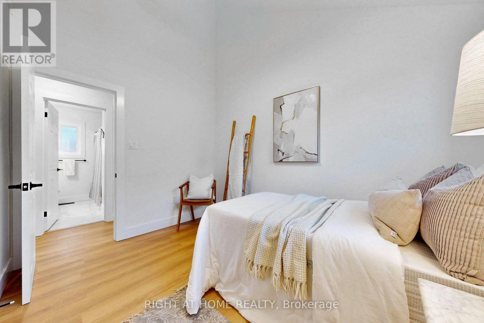 36 HUNTSMOOR ROAD - 10