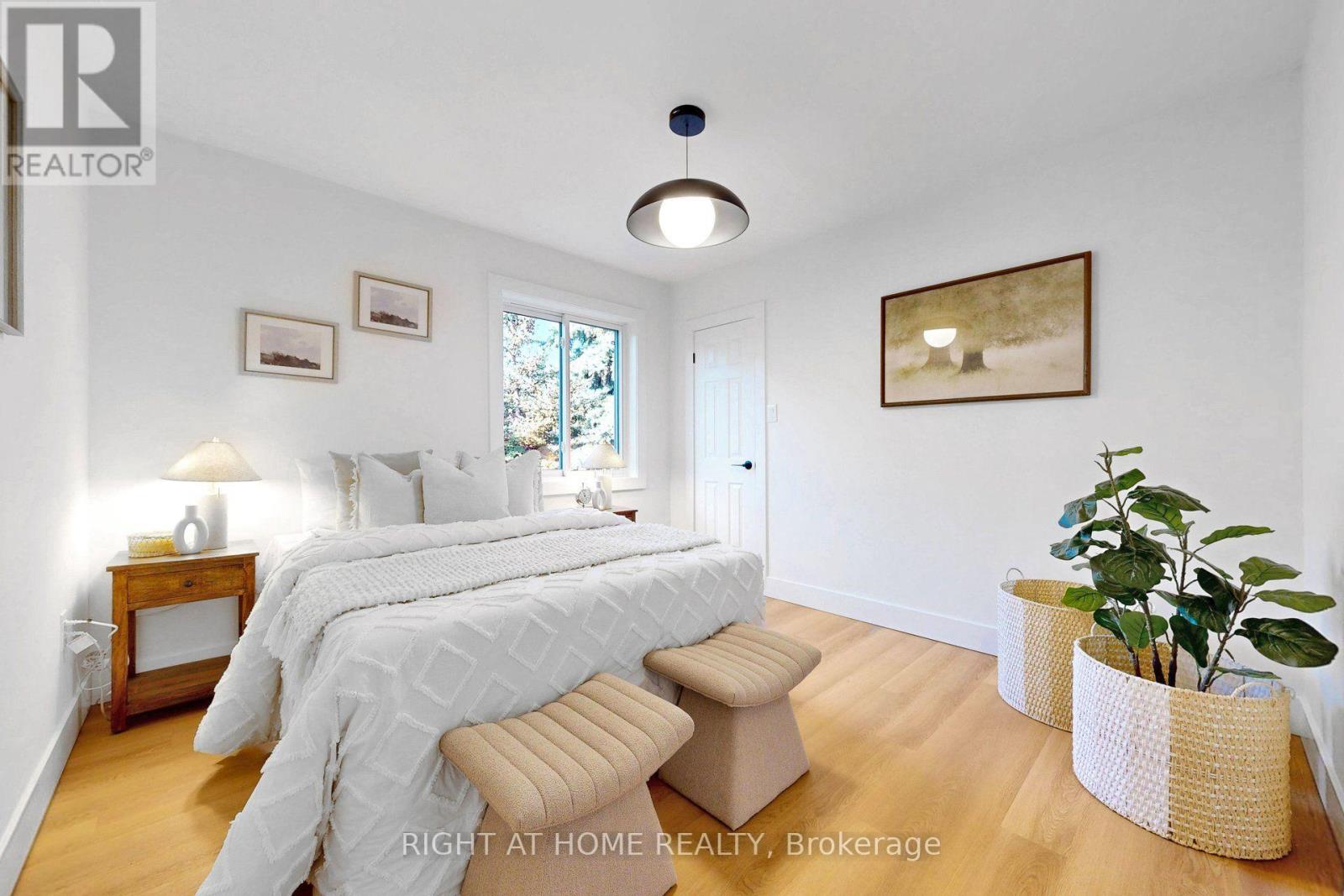 36 HUNTSMOOR ROAD - 11
