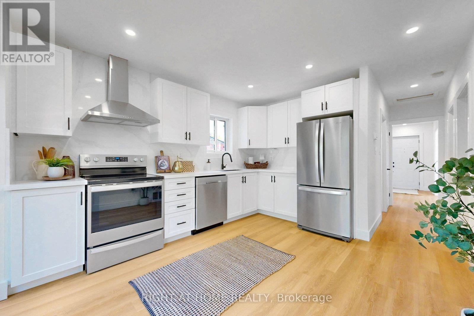 36 HUNTSMOOR ROAD - 13