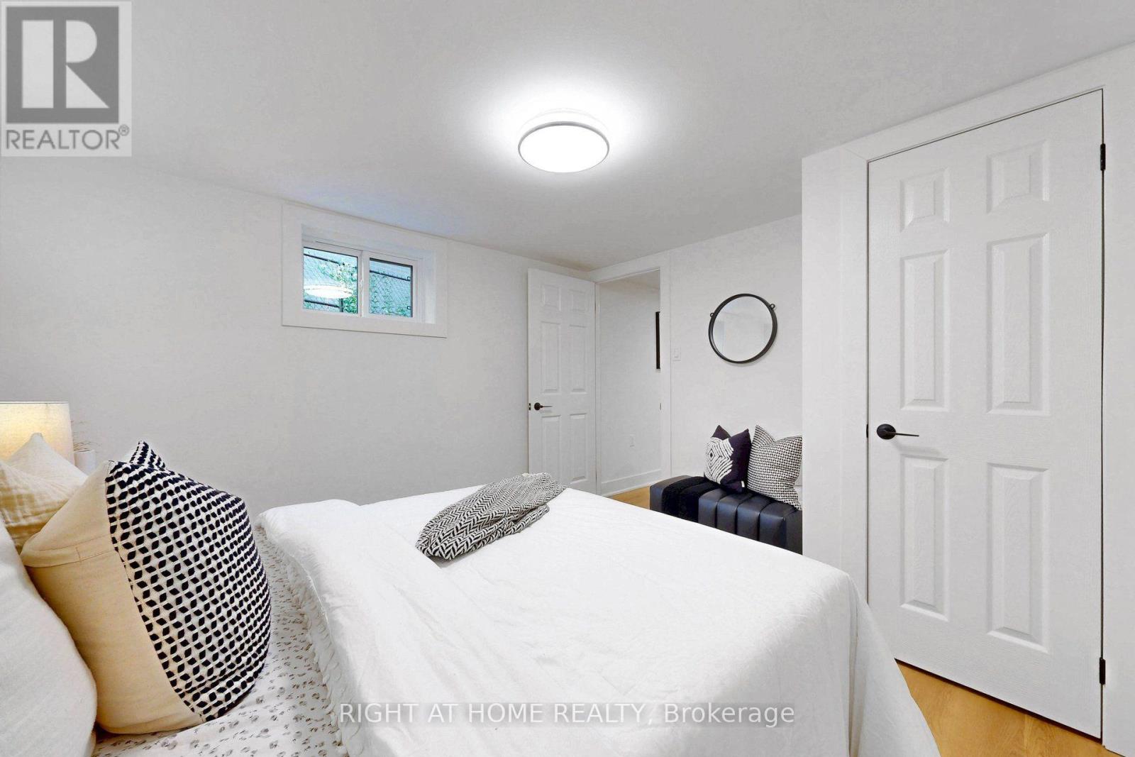 36 HUNTSMOOR ROAD - 23