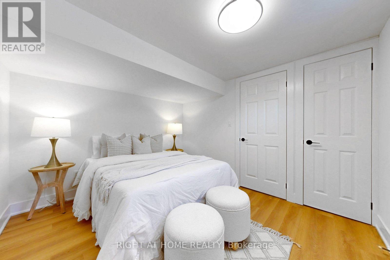 36 HUNTSMOOR ROAD - 27