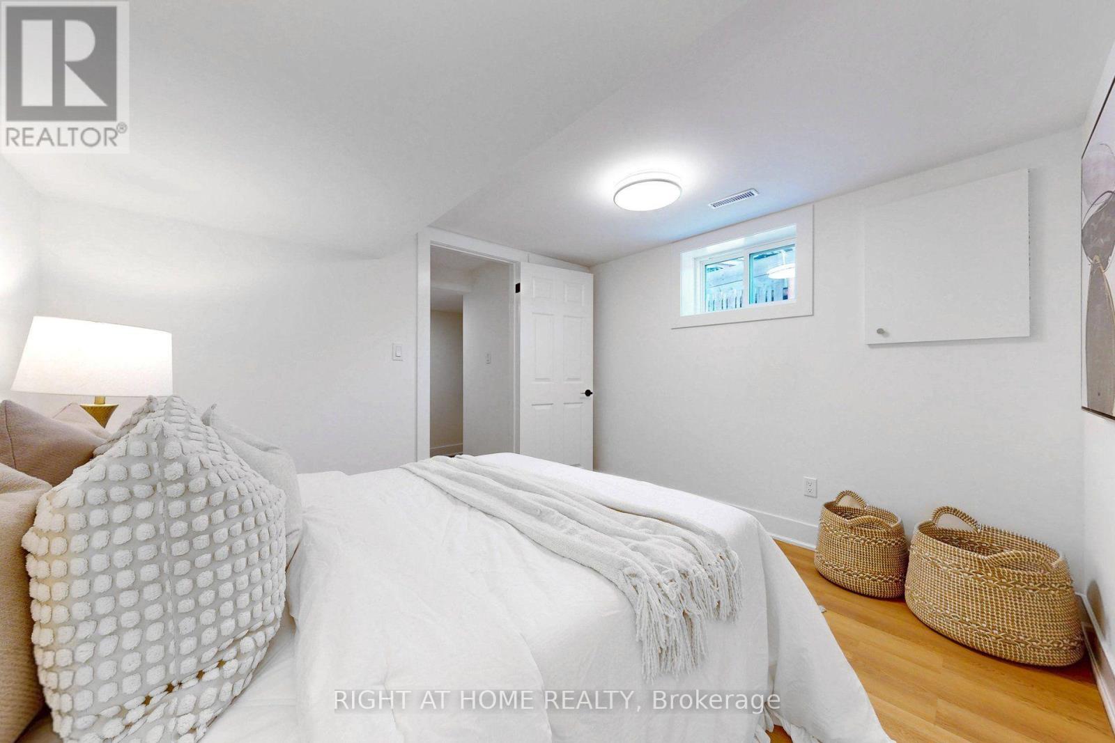 36 HUNTSMOOR ROAD - 28