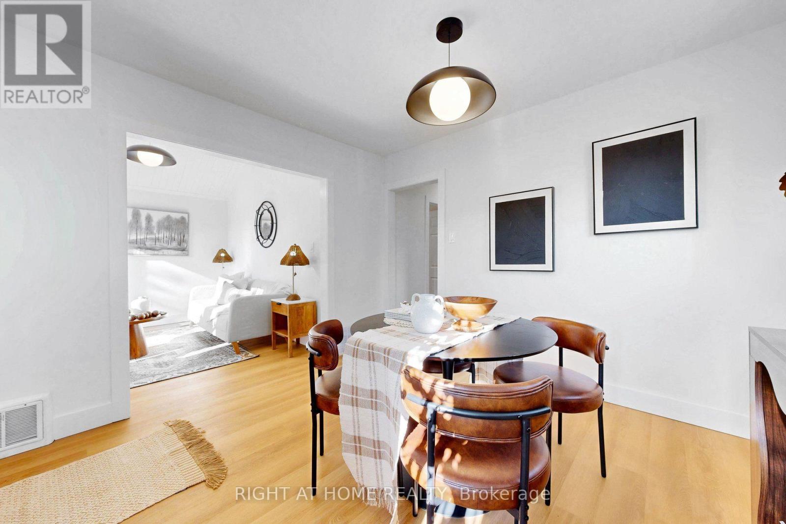 36 HUNTSMOOR ROAD - 4