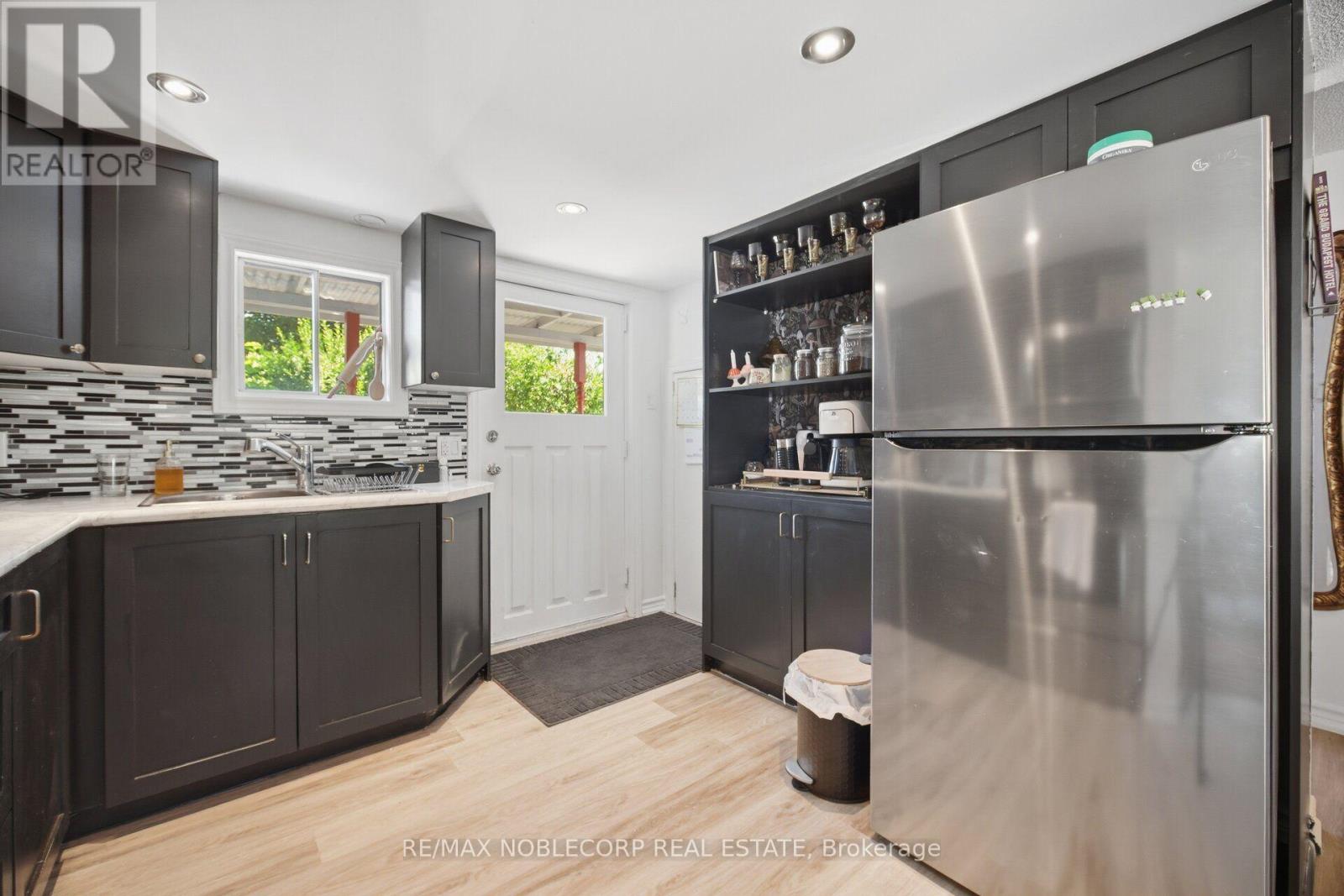 262 PINE STREET - Image 11