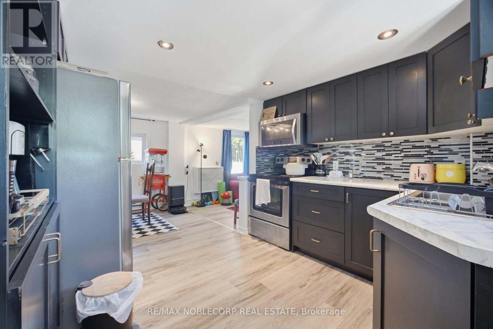 262 PINE STREET - Image 14