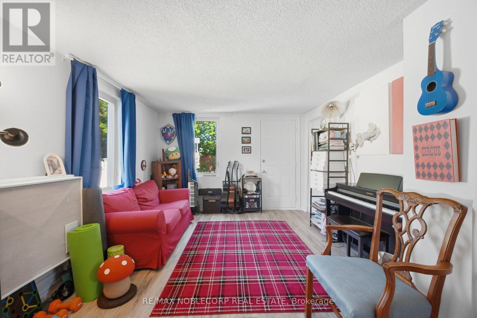 262 PINE STREET - Image 8