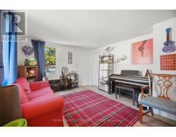 262 Pine Street, Milton, ON L9T1K5 Photo 7