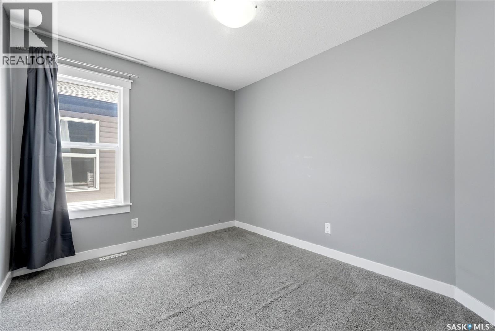 #7 3960 7th AVENUE E - 20