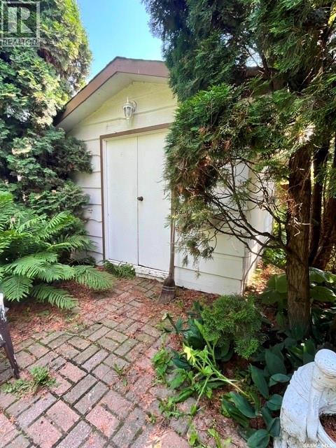 505 Macleod AVENUE W - Image 14