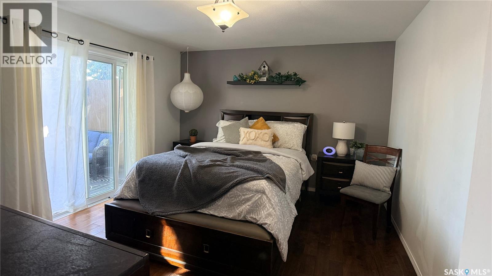 709 Prospect AVENUE - Image 16