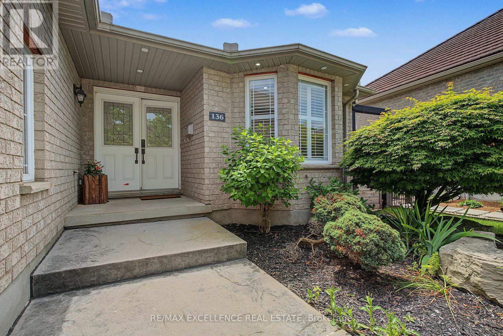 136 JOHNSTON AVENUE - 2