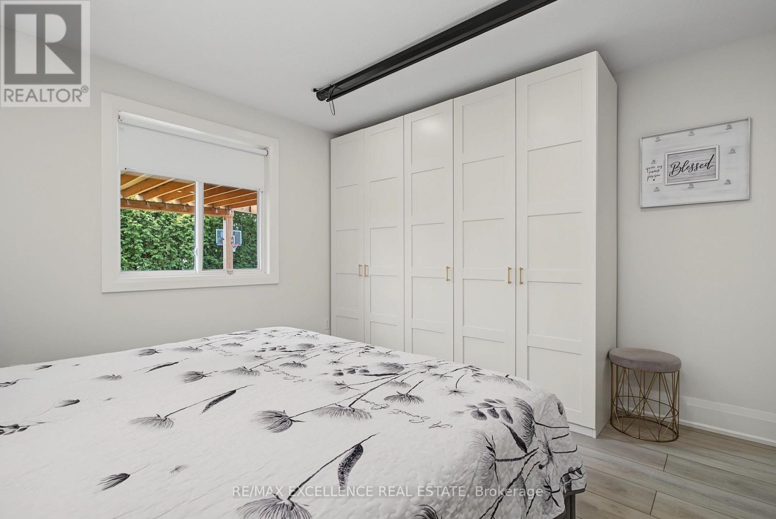 136 JOHNSTON AVENUE - 22